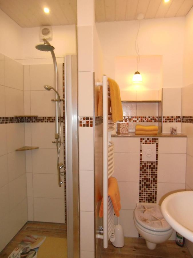 Traumhafte-Ferienwohnung-Kaethi フレンスブルク エクステリア 写真